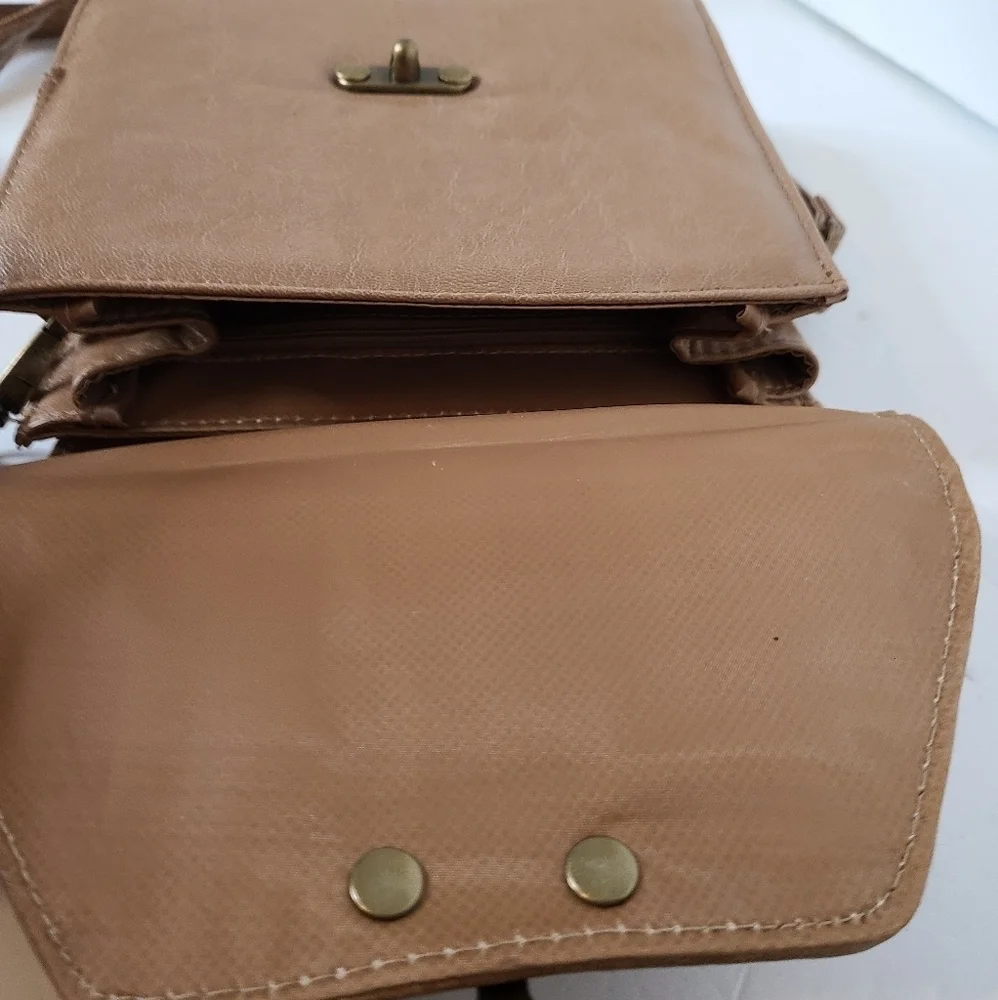 Tan Square Crossbody Bag - Picture 7 of 8
